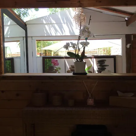Bed & Breakfast Manoa Lodge Perle De Menton *
